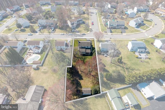 4008 WASHINGTON DR, Upper Chichester, PA 19061