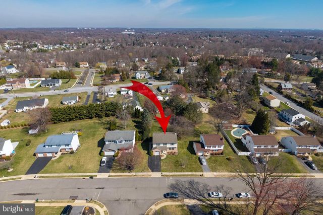 4008 WASHINGTON DR, Upper Chichester, PA 19061