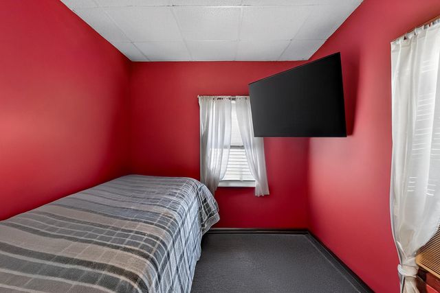 70 WEST 51ST ST, Bayonne, NJ 07002