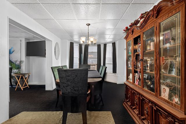 70 WEST 51ST ST, Bayonne, NJ 07002