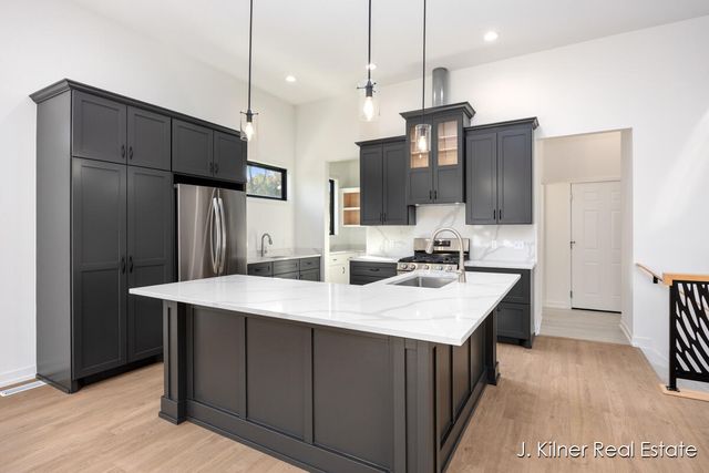 9465 Wabasis Pointe Drive NE, Greenville, MI 48838