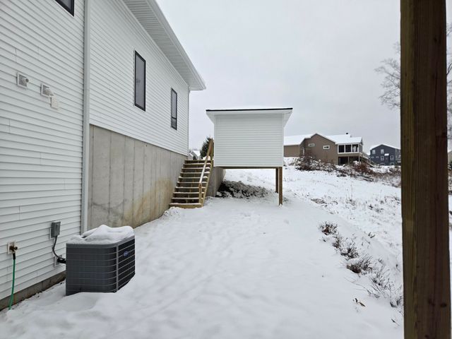 9465 Wabasis Pointe Drive NE, Greenville, MI 48838