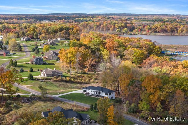 9465 Wabasis Pointe Drive NE, Greenville, MI 48838