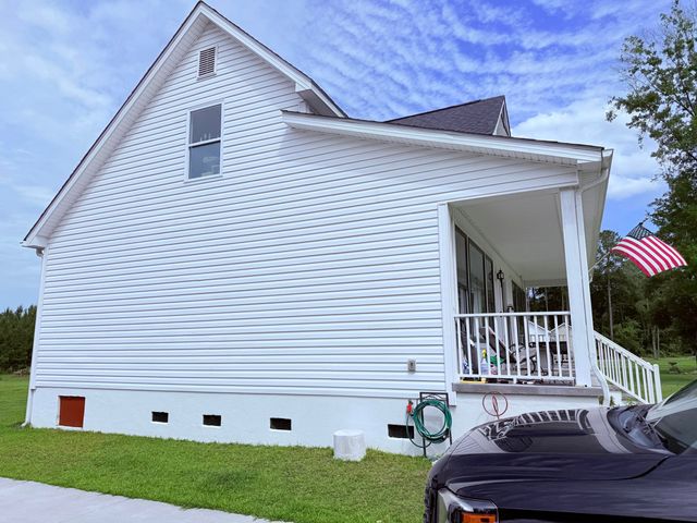 109 Dotson Street, Harleyville, SC 29448