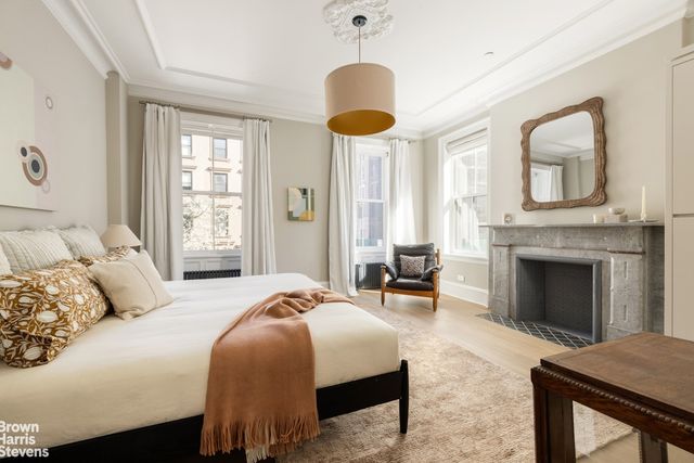 76 WILLOW Street, New York City, NY 11201