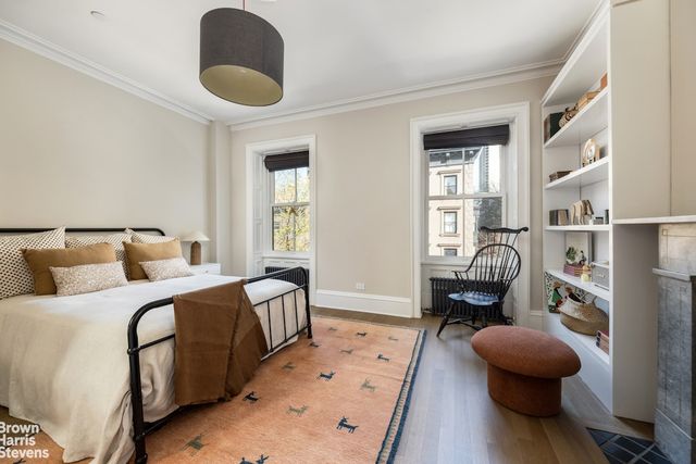76 WILLOW Street, New York City, NY 11201