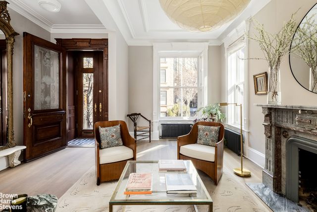 76 WILLOW Street, New York City, NY 11201