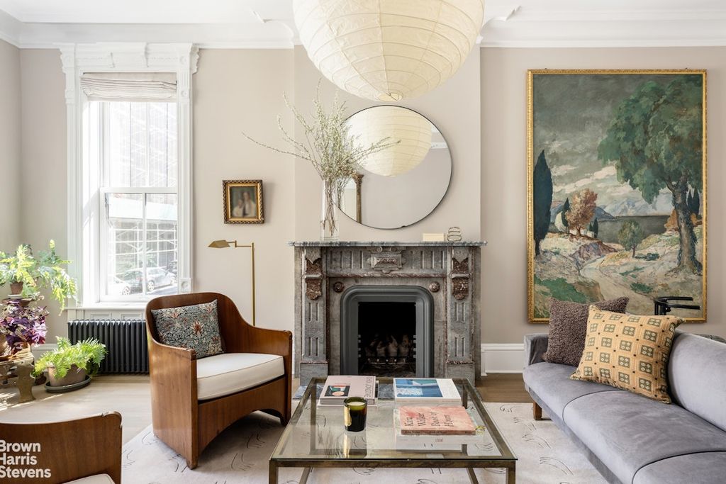 76 WILLOW Street, New York City, NY 11201