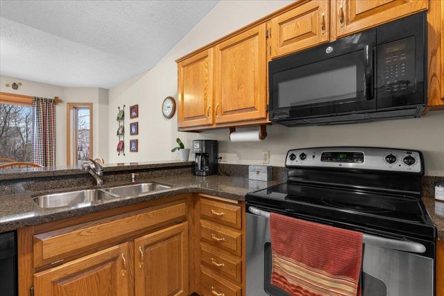 6307 Deerwood Lane, Lino Lakes, MN 55014