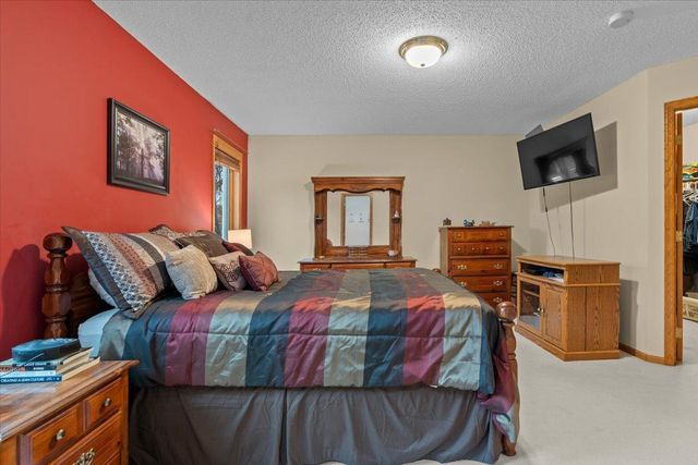 6307 Deerwood Lane, Lino Lakes, MN 55014