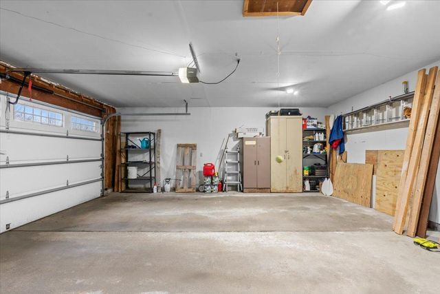 6307 Deerwood Lane, Lino Lakes, MN 55014