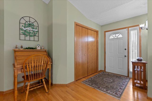 6307 Deerwood Lane, Lino Lakes, MN 55014