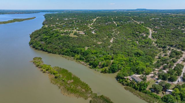 4917 Plum Bush Street, Granbury, TX 76048