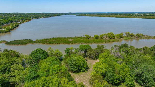 4917 Plum Bush Street, Granbury, TX 76048
