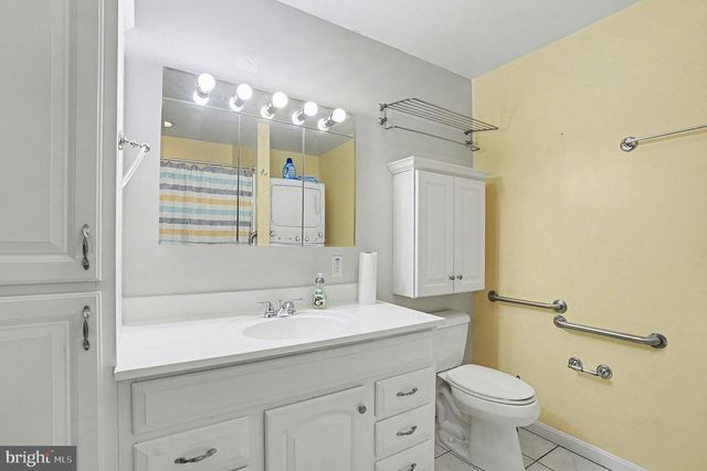 24 SHAWN CT, Baltimore, MD 21236