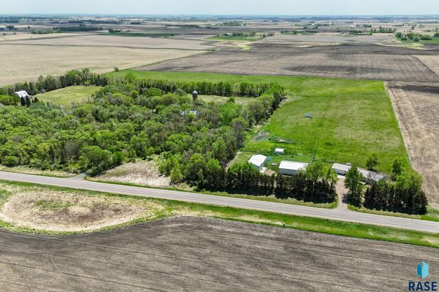 46527 269 St Street, Sioux Falls, SD 57106