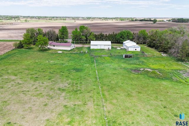46527 269 St Street, Sioux Falls, SD 57106