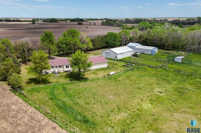 46527 269 St Street, Sioux Falls, SD 57106