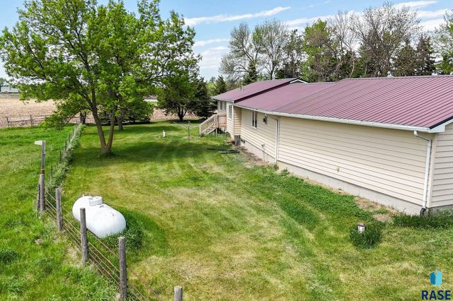 46527 269 St Street, Sioux Falls, SD 57106