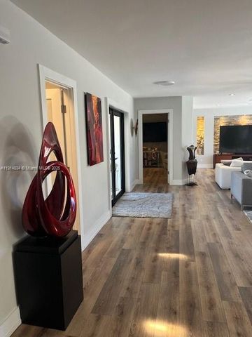 2606 N Riverside Dr, Pompano Beach, FL 33062