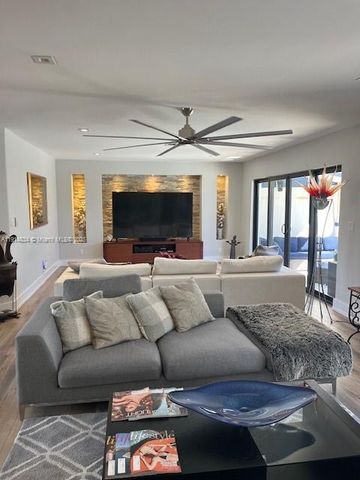 2606 N Riverside Dr, Pompano Beach, FL 33062