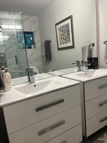 2606 N Riverside Dr, Pompano Beach, FL 33062