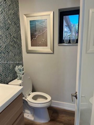 2606 N Riverside Dr, Pompano Beach, FL 33062