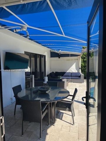 2606 N Riverside Dr, Pompano Beach, FL 33062