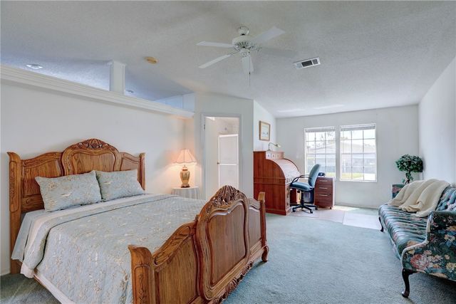 7658 Niantic Avenue V4, Micco, FL 32976