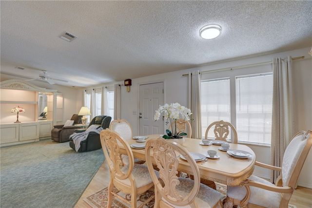 7658 Niantic Avenue V4, Micco, FL 32976