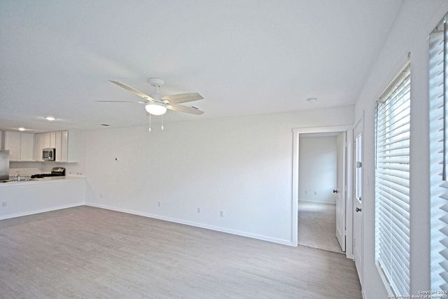 2414 LEGENDS CRK, New Braunfels, TX 78130