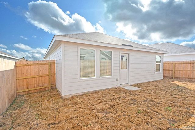 2414 LEGENDS CRK, New Braunfels, TX 78130