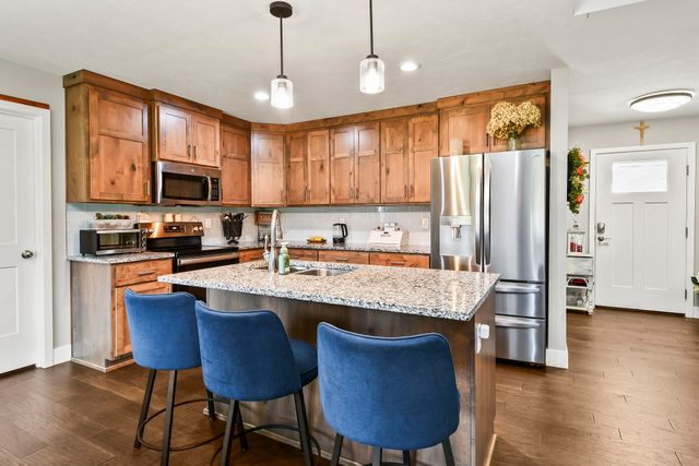 1682 Ft. Sumter Court, Republic, MO 65738