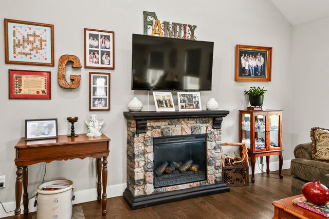 1682 Ft. Sumter Court, Republic, MO 65738
