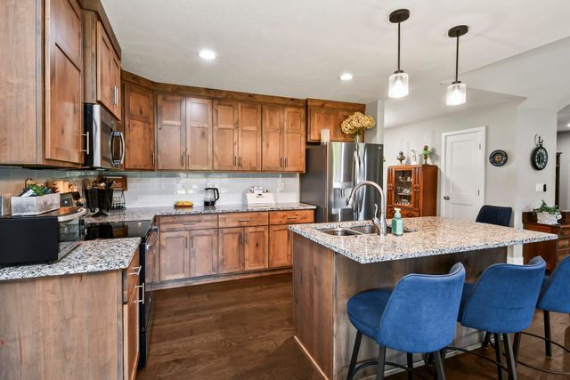 1682 Ft. Sumter Court, Republic, MO 65738