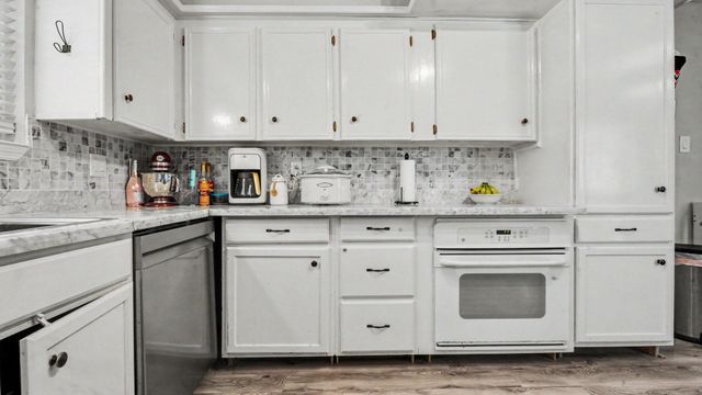 9907 Pinehurst Street, Baytown, TX 77521