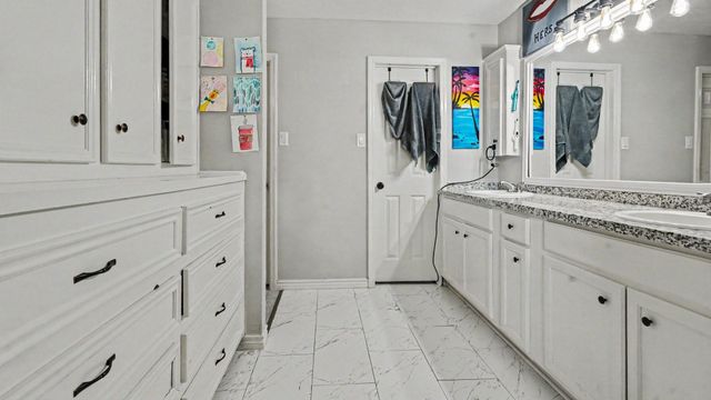 9907 Pinehurst Street, Baytown, TX 77521