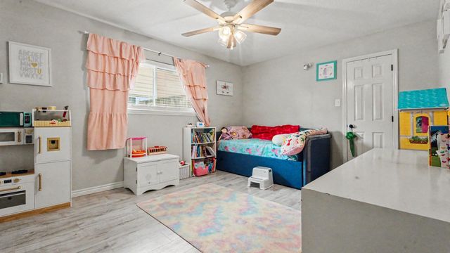9907 Pinehurst Street, Baytown, TX 77521
