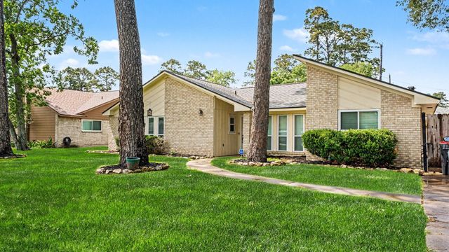 9907 Pinehurst Street, Baytown, TX 77521