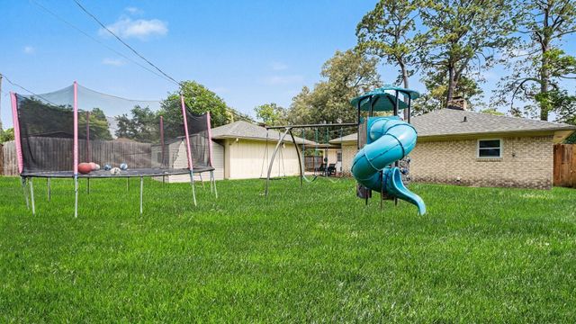 9907 Pinehurst Street, Baytown, TX 77521