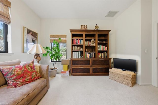 1016 Dartford MEWS, Virginia Beach, VA 23452