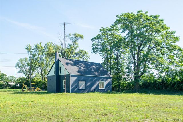 24078 Brest, Taylor, MI 48180