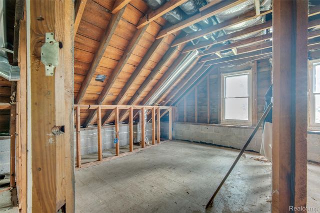 24078 Brest, Taylor, MI 48180