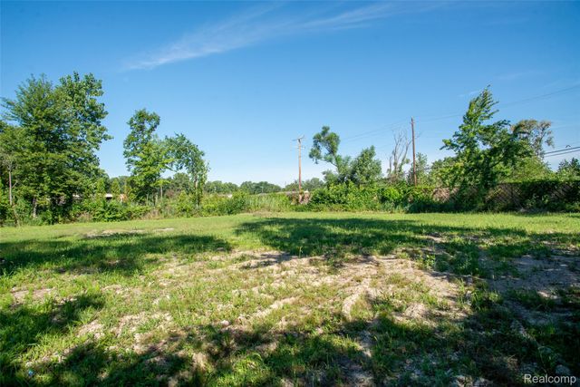 24078 Brest, Taylor, MI 48180