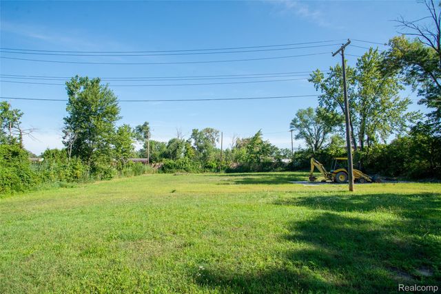 24078 Brest, Taylor, MI 48180