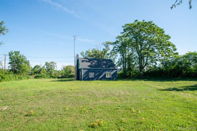 24078 Brest, Taylor, MI 48180