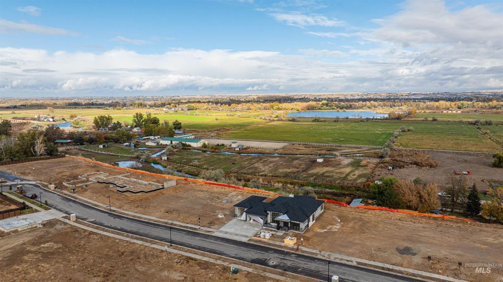 8534 W Happy Day Dr, Meridian, ID 83646 photo 22