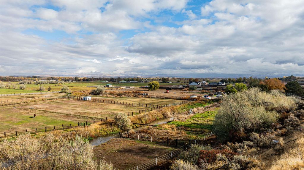 8534 W Happy Day Dr, Meridian, ID 83646 photo 23