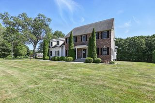 9 Abigail Lane, West Springfield, MA 01089