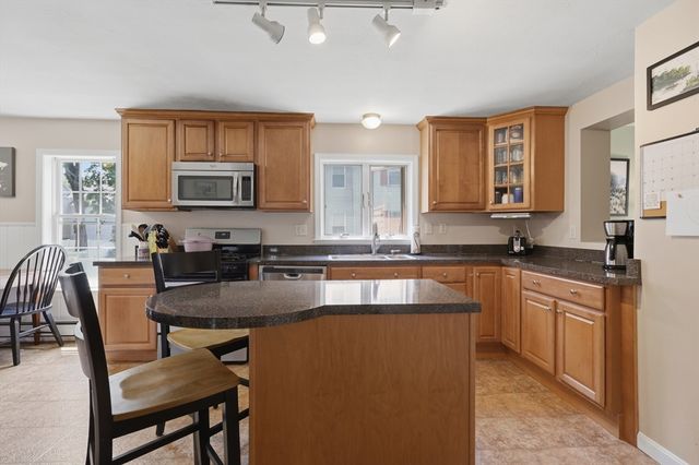 63 Vine Street, Leominster, MA 01453